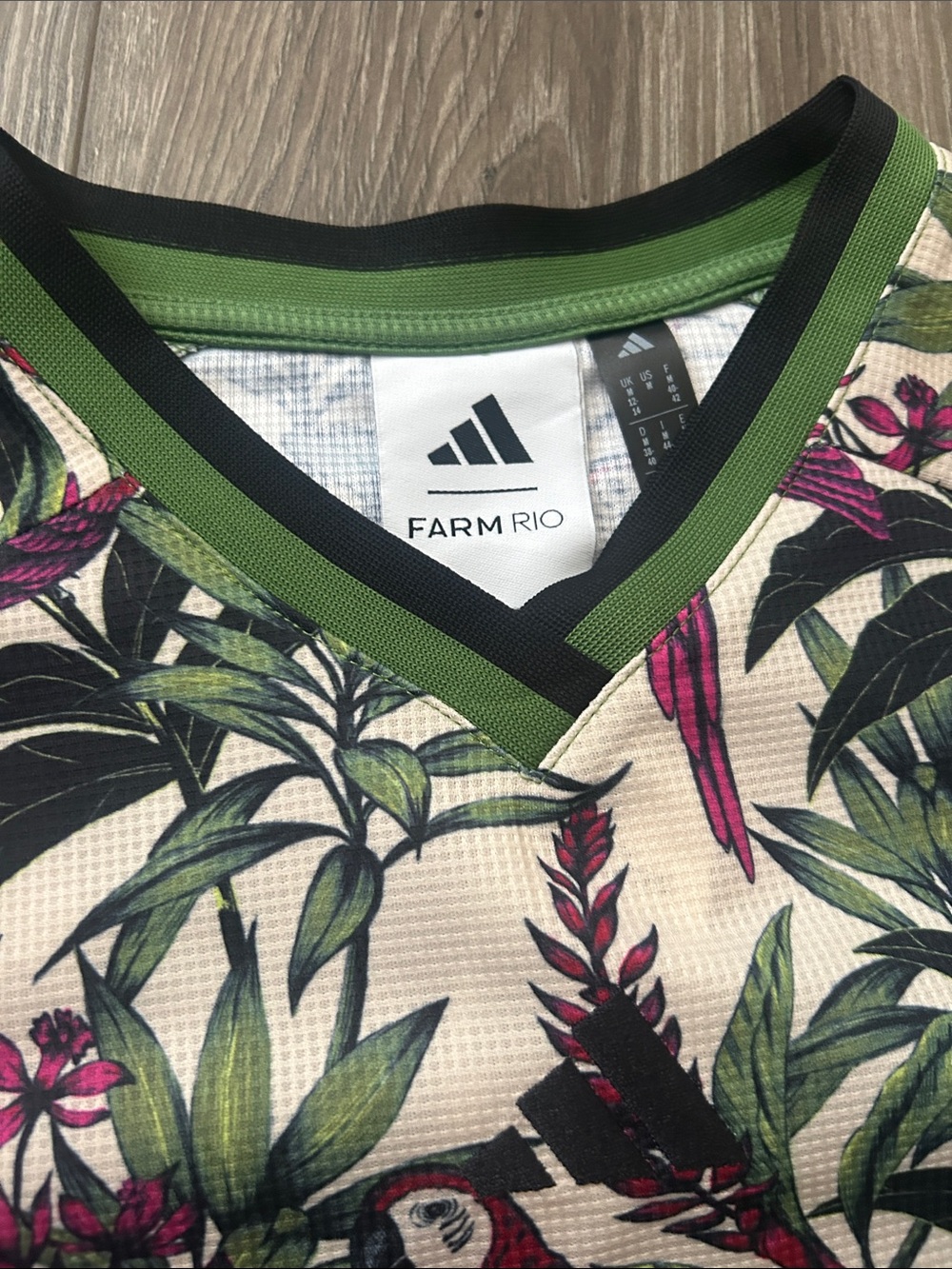 NWT Adidas x Farm Rio‎ Collab Tropical Floral Bird Print Jersey - Green & Pink - Picture 7 of 11